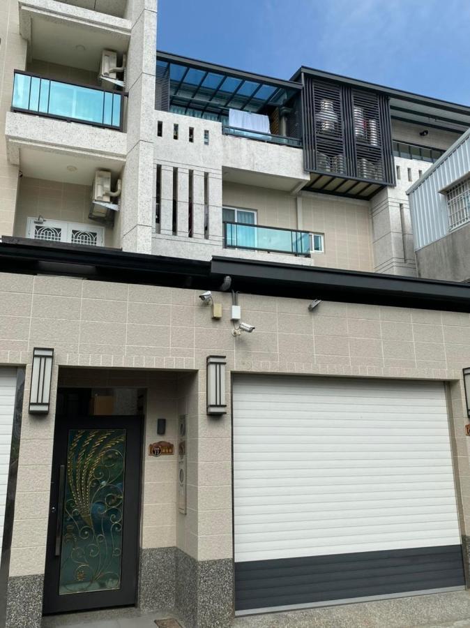 《別有洞天》太空梭電梯星光民宿 Taitung Экстерьер фото